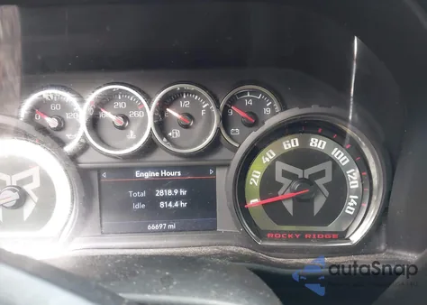 2020 Chevrolet Silverado 1500 4Wd Short Bed Rst from USA, damaged, VIN 1GCUYEEL8LZ301657